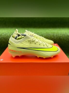 Nike Mercurial Vapor 16 Pro AG Artificial Grass Cleats Men's Soccer Cleats 9 US